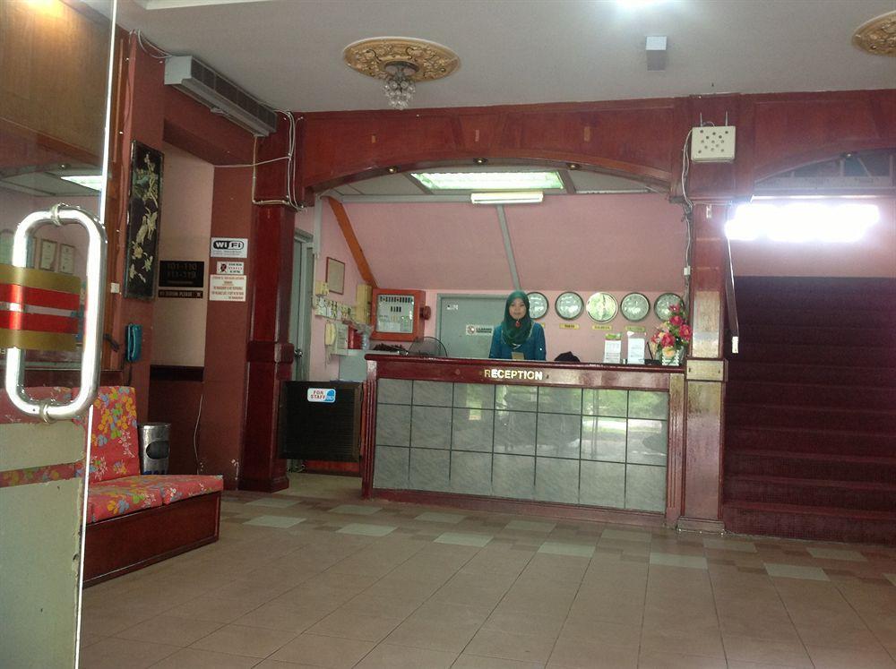 Oyo 89438 Green Mango Sri Cemerlang Kota Bharu Exterior foto